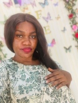 Profil de Kebi, une femme célibataire de 28 ans à Yaoundé