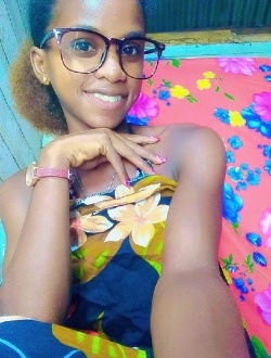 Profil de Cathy, une femme célibataire de 21 ans à Toamasina