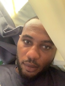 Profil de Loic, un homme célibataire de 31 ans à Douala