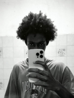 Profil de Jordan, un homme célibataire de 21 ans à Abidjan