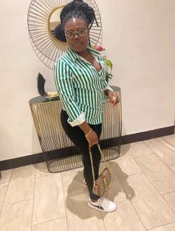 Profil de Huguette, une femme célibataire de 29 ans à Douala