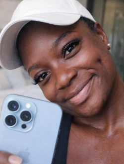 Profil de Celena, une femme célibataire de 27 ans à Douala