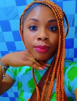 Profil de Raissa, une femme célibataire de 23 ans à Les deux-Plateaux