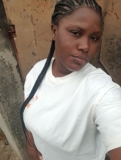 Profil de Sali, une femme célibataire de 26 ans à Abidjan
