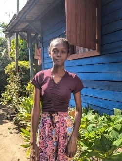 Profil de Prisca, une femme célibataire de 27 ans à Toamasina
