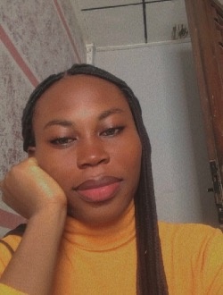 Profil de Sandrine, une femme célibataire de 30 ans à Abata