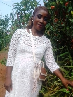 Profil de Aimée, une femme célibataire de 41 ans à Douala