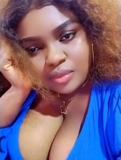 Profil de Paola, une femme célibataire de 33 ans à Douala