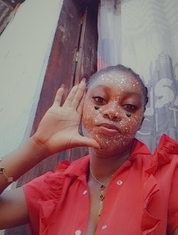 Profil de Andreïna Marie, une femme célibataire de 19 ans à Yaoundé