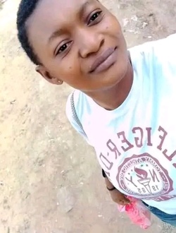 Profil de Anne, une femme célibataire de 31 ans à Douala