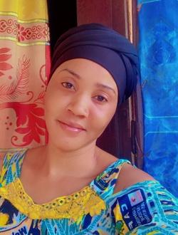 Profil de Christelle, une femme célibataire de 30 ans à Douala