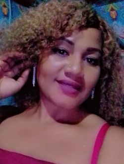 Profil de Alya, une femme célibataire de 28 ans à Sambava