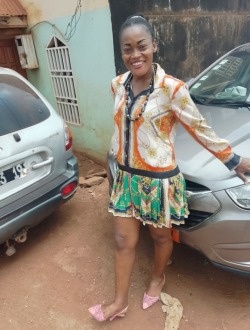 Profil de Dodo, une femme célibataire de 36 ans à Yaoundé