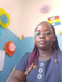 Profil de Nela, une femme célibataire de 43 ans à Abaga