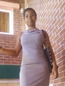 Profil de Richina, une femme célibataire de 35 ans à Antsiranana