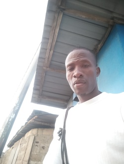 Profil de Quoassi, un homme célibataire de 40 ans à Adakpamé