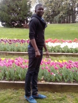 Profil de Adama, un homme célibataire de 40 ans à Abi