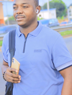 Profil de Armand Rodrigue, un homme célibataire de 43 ans à Libreville