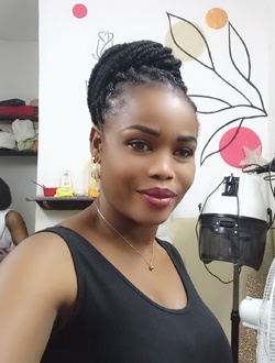 Profil de Nadège, une femme célibataire de 36 ans à Abidjan