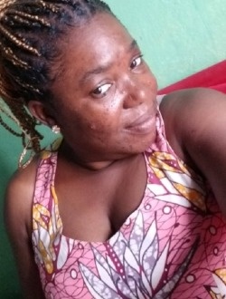 Profil de Ngonoafricabelle, une femme célibataire de 43 ans à Yaoundé