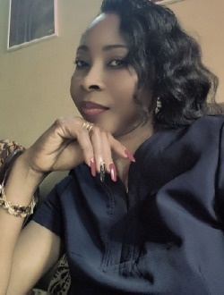 Profil de Ladouce, une femme célibataire de 42 ans à Yaoundé