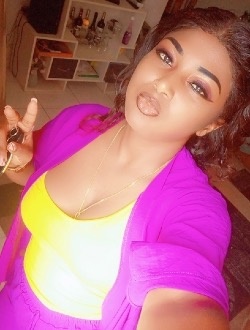 Profil de Kimi, une femme célibataire de 34 ans à Douala