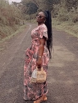 Profil de Julie ♥️, une femme célibataire de 24 ans à Douala