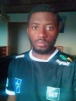 Profil de Raphael, un homme célibataire de 28 ans à Yaoundé