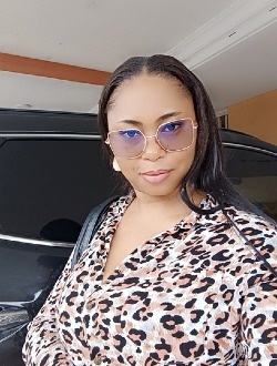 Profil de Lauricia, une femme célibataire de 41 ans à Douala