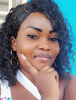 Profil de Christelle, une femme célibataire de 27 ans à Yaoundé