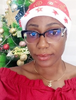 Profil de Alvine B, une femme célibataire de 37 ans à Kribi