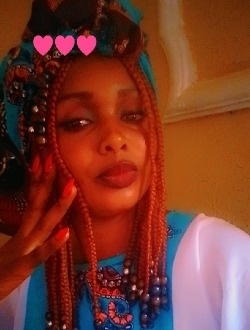 Profil de Luna, une femme célibataire de 30 ans à Yaoundé