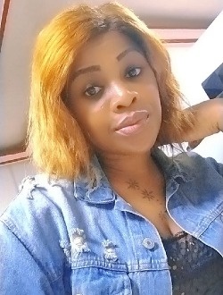 Profil de Clarasashe, une femme célibataire de 32 ans à Yaoundé