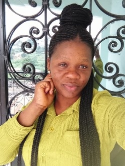 Profil de Berenice, une femme célibataire de 33 ans à Yaoundé