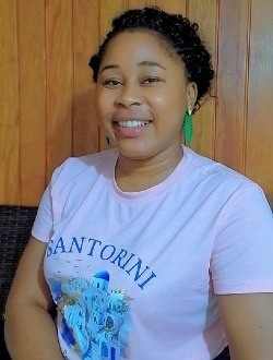 Profil de Chloé, une femme célibataire de 33 ans à Yaoundé