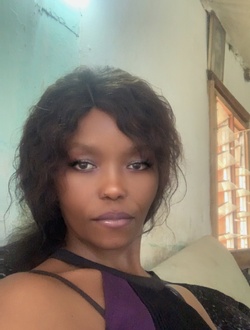 Profil de Danielle, une femme célibataire de 38 ans à Yaoundé