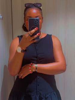 Profil de Grace, une femme célibataire de 35 ans à Kinshasa Nongo