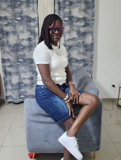 Profil de Murielle, une femme célibataire de 33 ans à Yaoundé