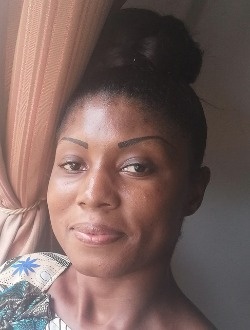 Profil de Angèle, une femme célibataire de 34 ans à Yaoundé
