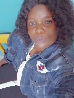 Profil de Martine, une femme célibataire de 30 ans à Yaoundé