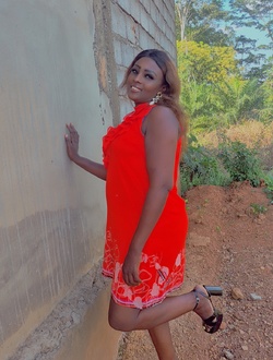 Profil de Flore, une femme célibataire de 43 ans à Abang