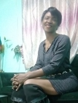 Profil de Mymy, une femme célibataire de 45 ans à Yaoundé