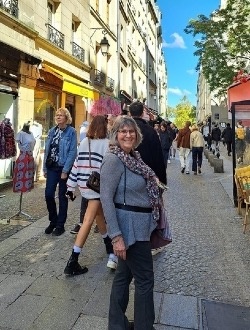Profil de Sylvie, une femme célibataire de 61 ans à Saint-Jean-sur-Richelieu
