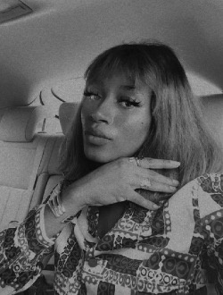 Profil de Moë, une femme célibataire de 32 ans à Yaoundé