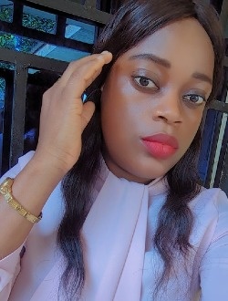 Profil de Cécile, une femme célibataire de 25 ans à Kribi