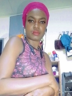 Profil de Aude Laure, une femme célibataire de 38 ans à Aban