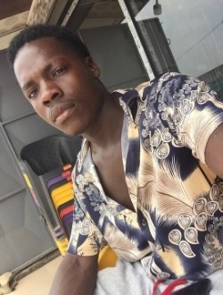 Profil de Joseph, un homme célibataire de 26 ans à Petit Abidjan-Youkou