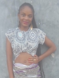 Profil de Florence, une femme célibataire de 34 ans à 1200 Logements