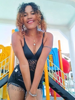Profil de Clarah, une femme célibataire de 28 ans à Toamasina