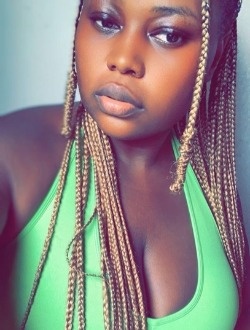 Profil de Yannicka, une femme célibataire de 25 ans à Douala